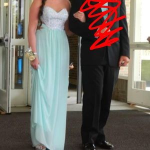 La femme formal dress